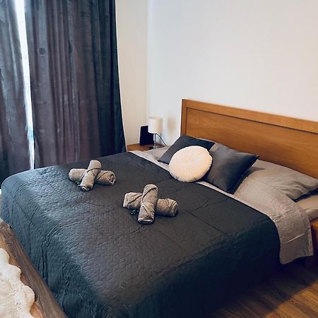 Old Town City Center Apartment 1 - Private Parking Included Kosice Exterior photo