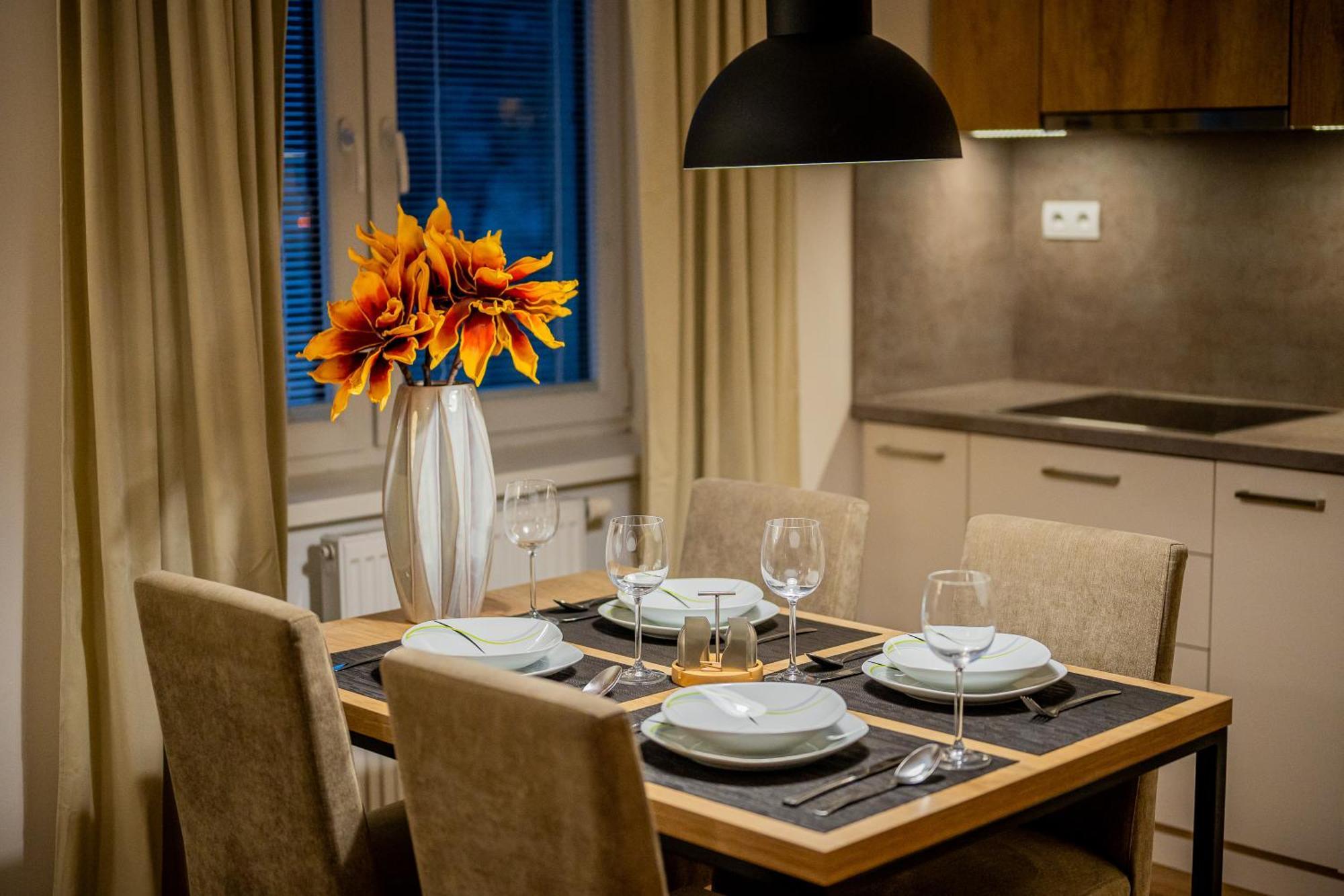Old Town City Center Apartment 1 - Private Parking Included Kosice Exterior photo