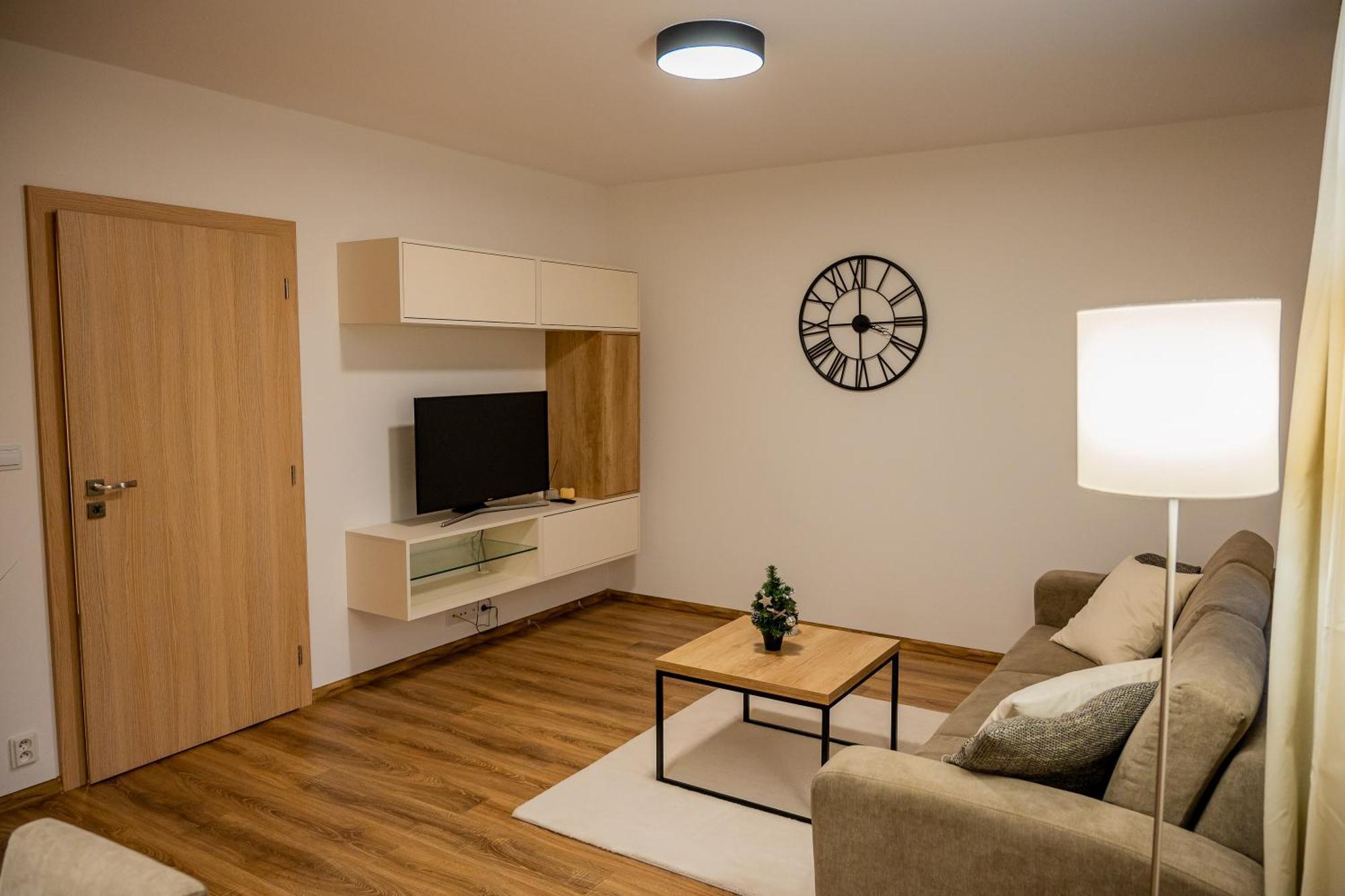 Old Town City Center Apartment 1 - Private Parking Included Kosice Exterior photo