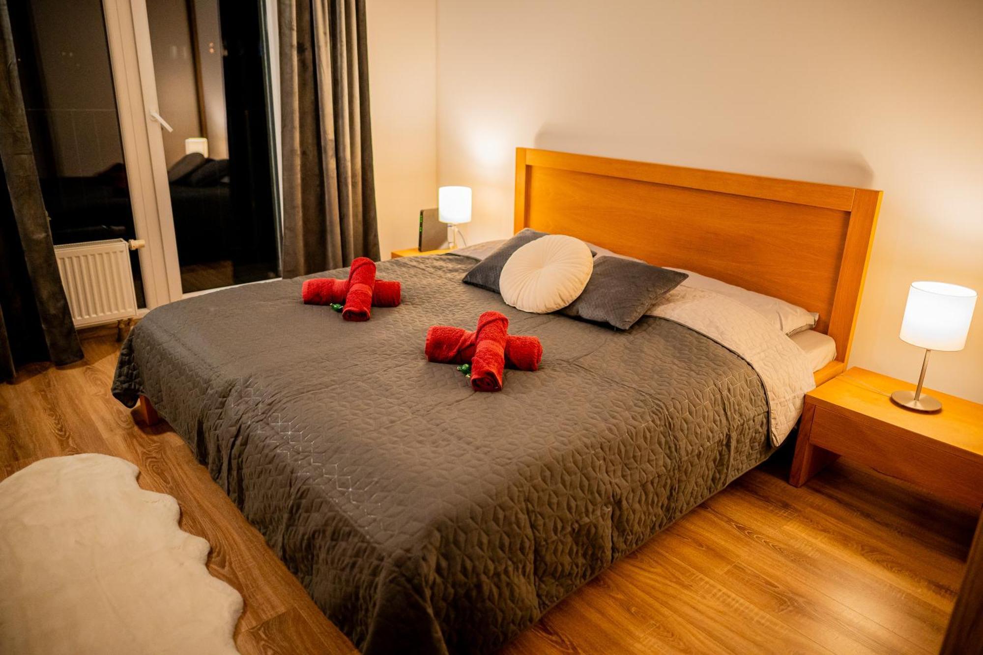 Old Town City Center Apartment 1 - Private Parking Included Kosice Exterior photo