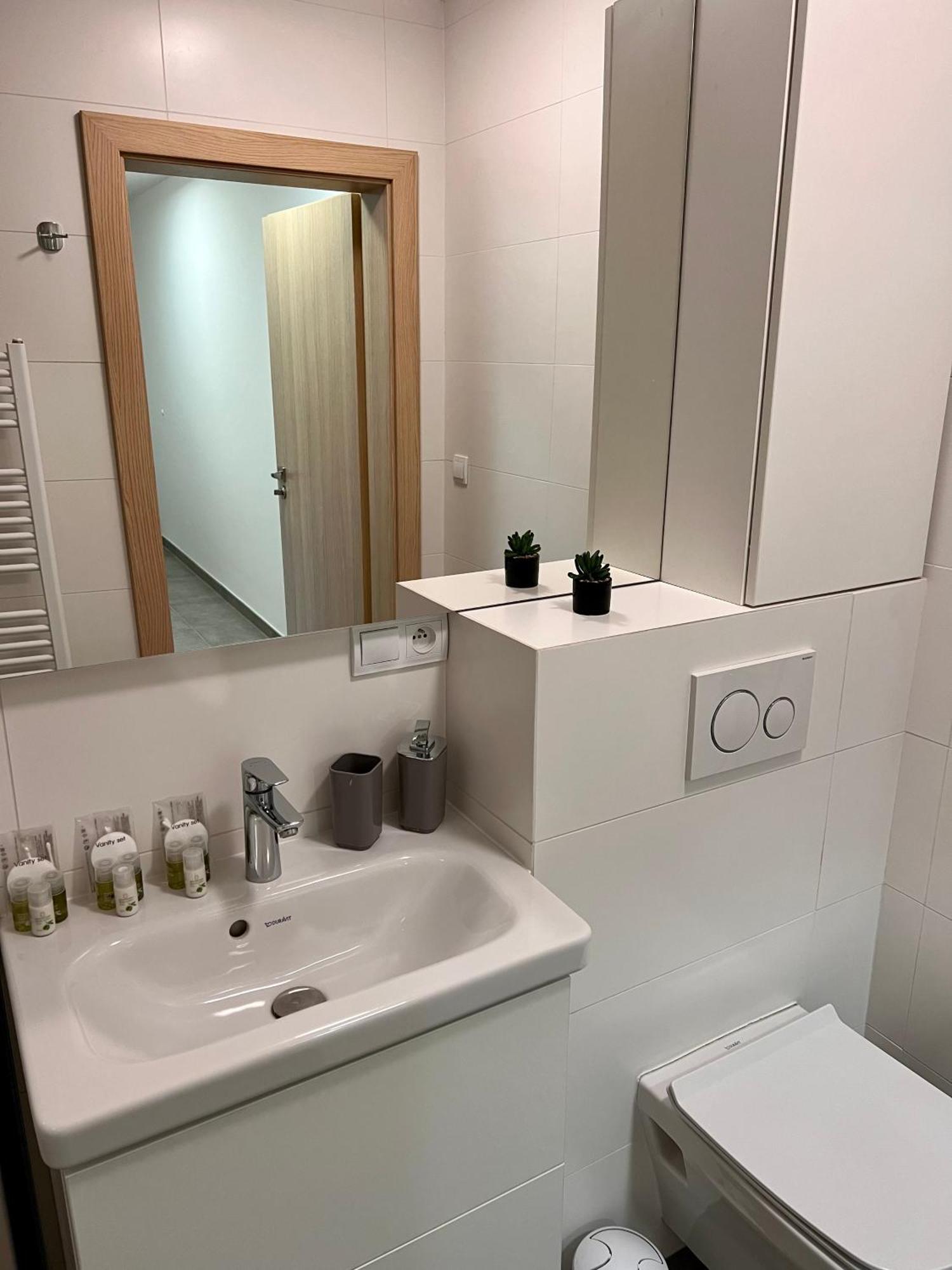 Old Town City Center Apartment 1 - Private Parking Included Kosice Exterior photo