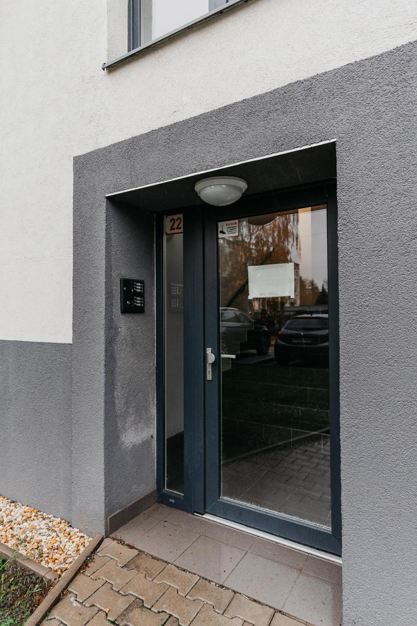 Old Town City Center Apartment 1 - Private Parking Included Kosice Exterior photo